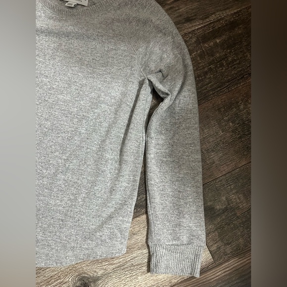 Karen Neuburger Heather Gray Long Sleeve Top - Picture 3 of 5